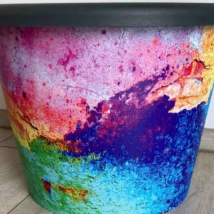 Dekorativer Pflanzentopf Bunte Mauer